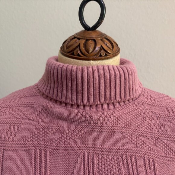 Kenneth Too! Dusty Rose Knitted Turtleneck Sweater – Size Large, 100% Acrylic - Picture 6 of 16